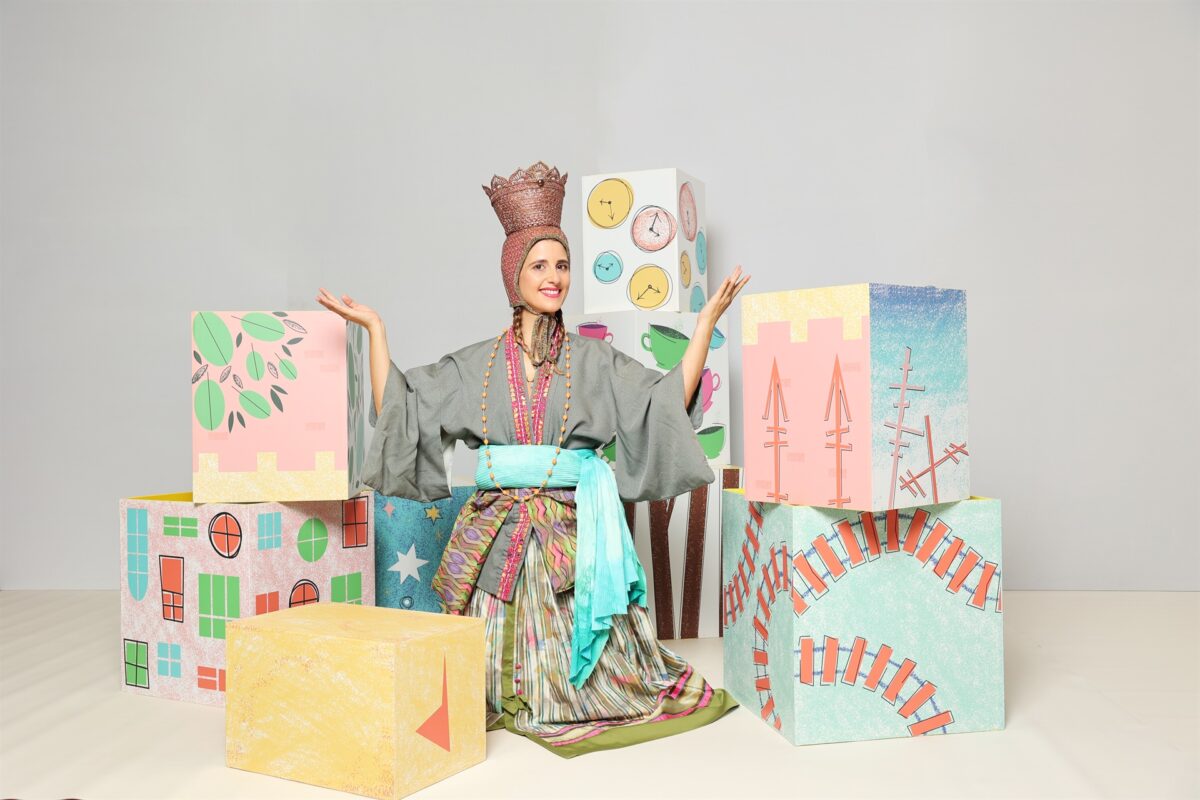 «Η Βασίλισσα των Πάντων» στο θέατρο Σοφούλη