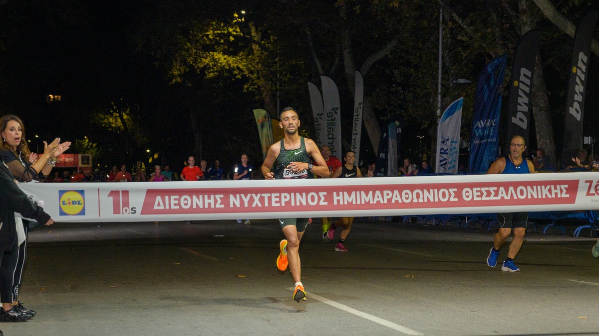 Νυχτερινός Ημιμαραθώνιος Θεσσαλονίκης: Πάνω από 15.000 οι συμμετέχοντες στη δυτική… εκδοχή του θεσμού (ΦΩΤΟ+VIDEO)