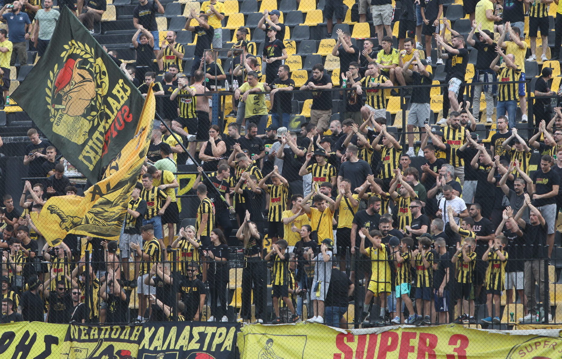 Με κόσμο ο Άρης στις Σέρρες!