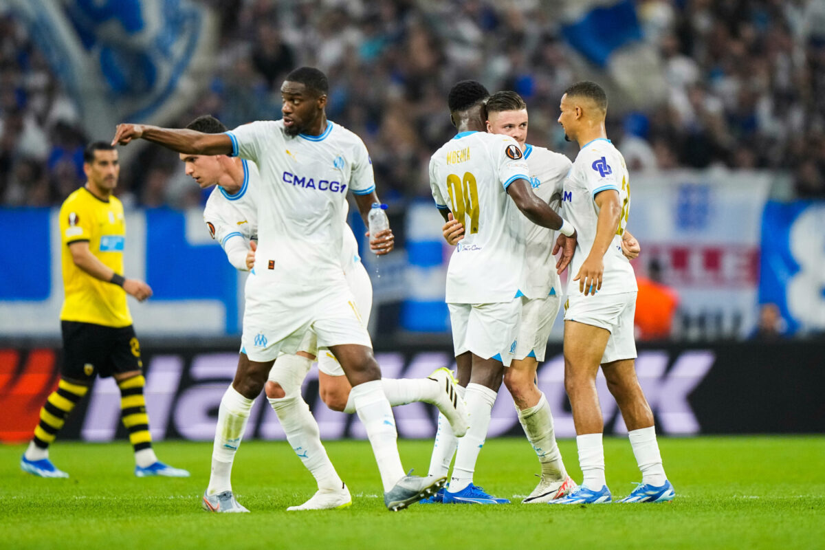 Η Μαρσέιγ ανοίγει το σκορ: Ο Βιτίνια έβαλε σε ρόλο οδηγού τους Γάλλους απέναντι στην ΑΕΚ (video)