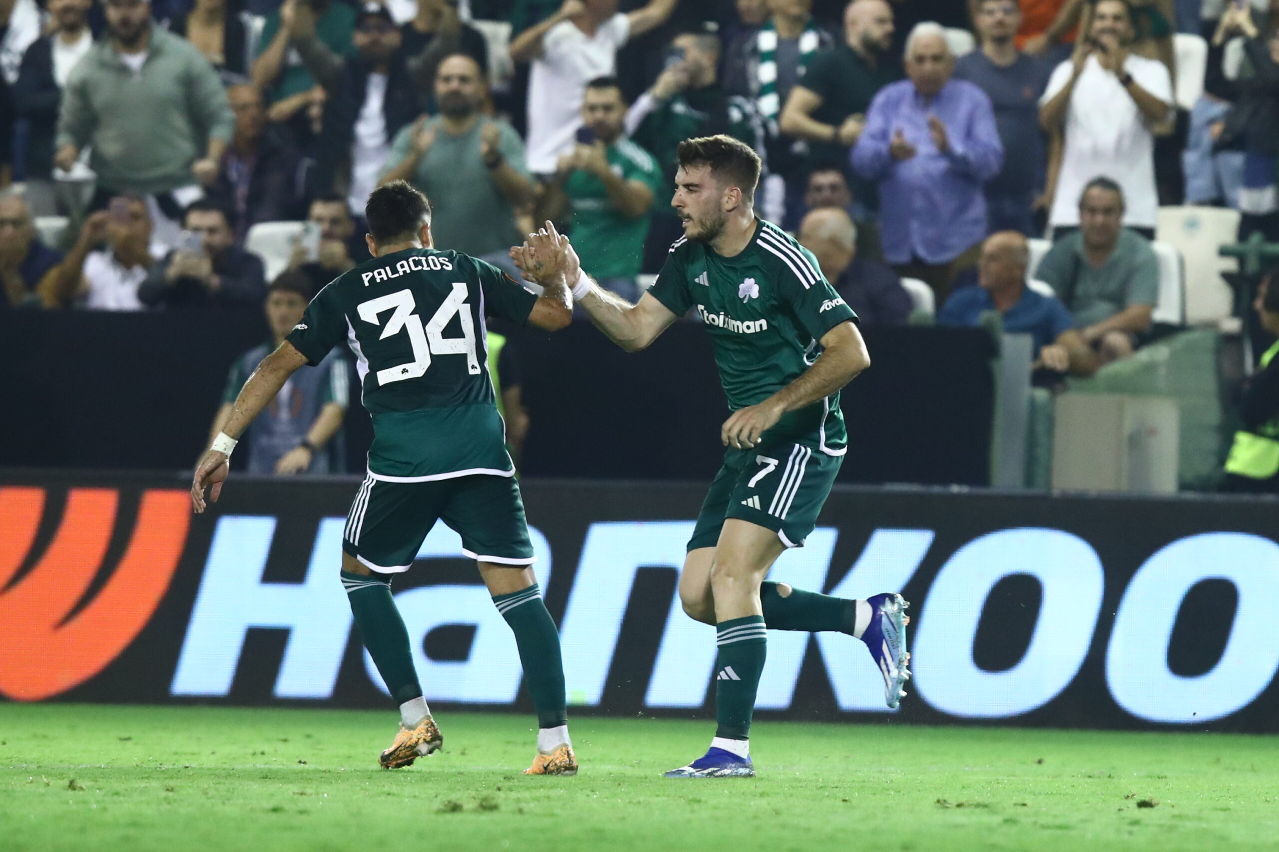 Μείωσε με πέναλτι του Ιωαννίδη ο Παναθηναϊκός (video)