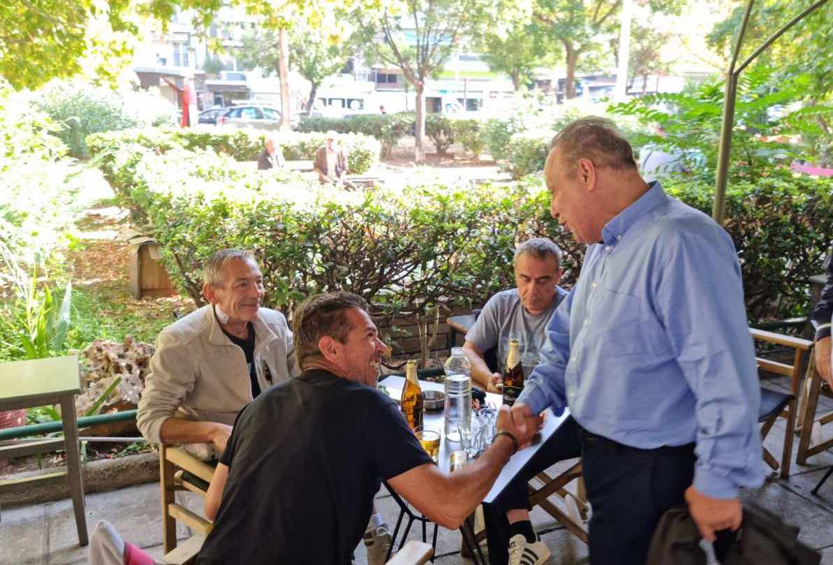 Στ. Αγγελούδης: Συνεχίζει τις περιοδείες στις γειτονιές της Θεσσαλονίκης (ΦΩΤΟ)