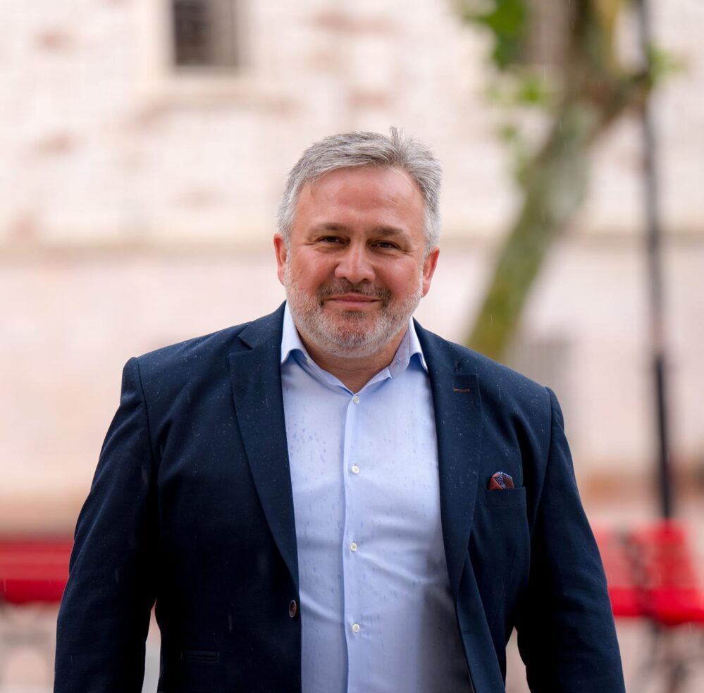 Κλεάνθης Μανδαλιανός: Οι πολίτες απαιτούν να τρέξουμε με μεγαλύτερη ταχύτητα