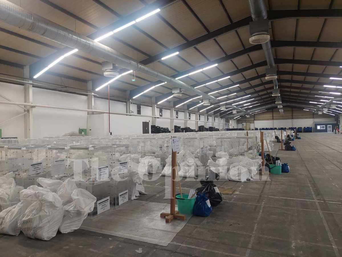 Θεσσαλονίκη: Στο «κόκκινο» οι προετοιμασίες για τις αυτοδιοικητικές εκλογές της 8ης Οκτωβρίου (ΦΩΤΟ+VIDEO)