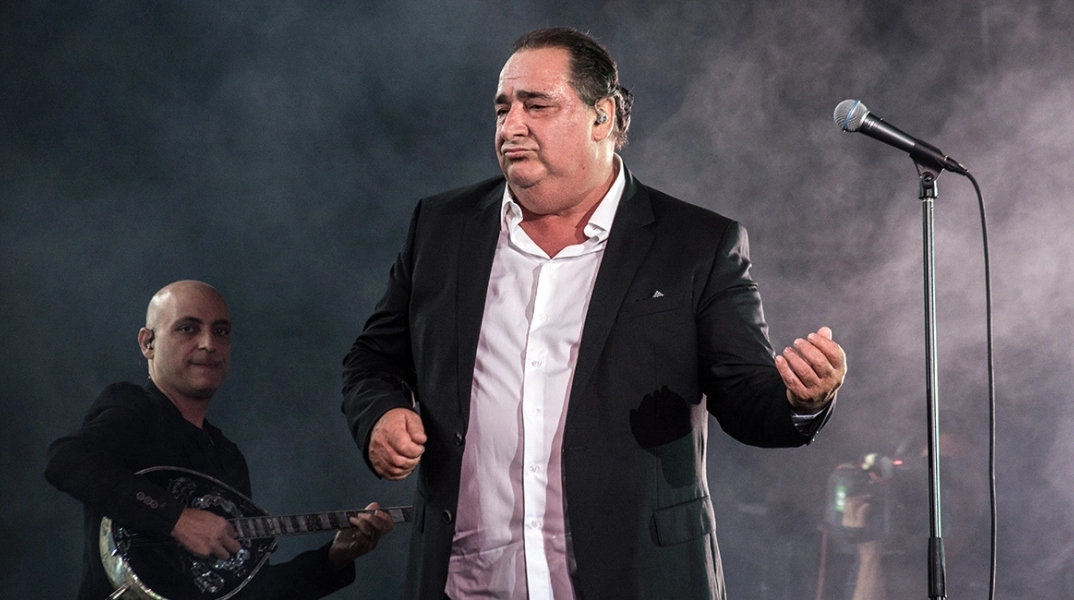 Ένα οφειλόμενο κείμενο για τον Βασίλη Καρρά