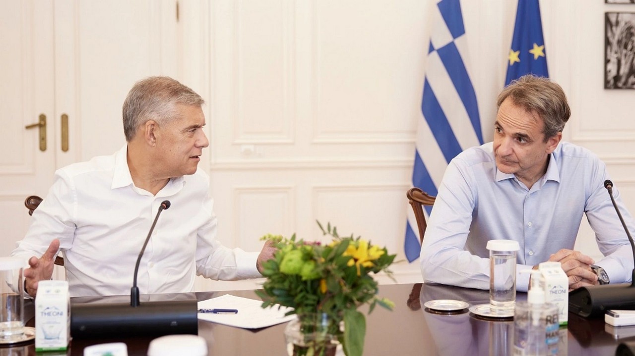 Σύσκεψη Μητσοτάκη με το Συντονιστικό Κέντρο Θεσσαλίας – Παρών και ο Αγοραστός