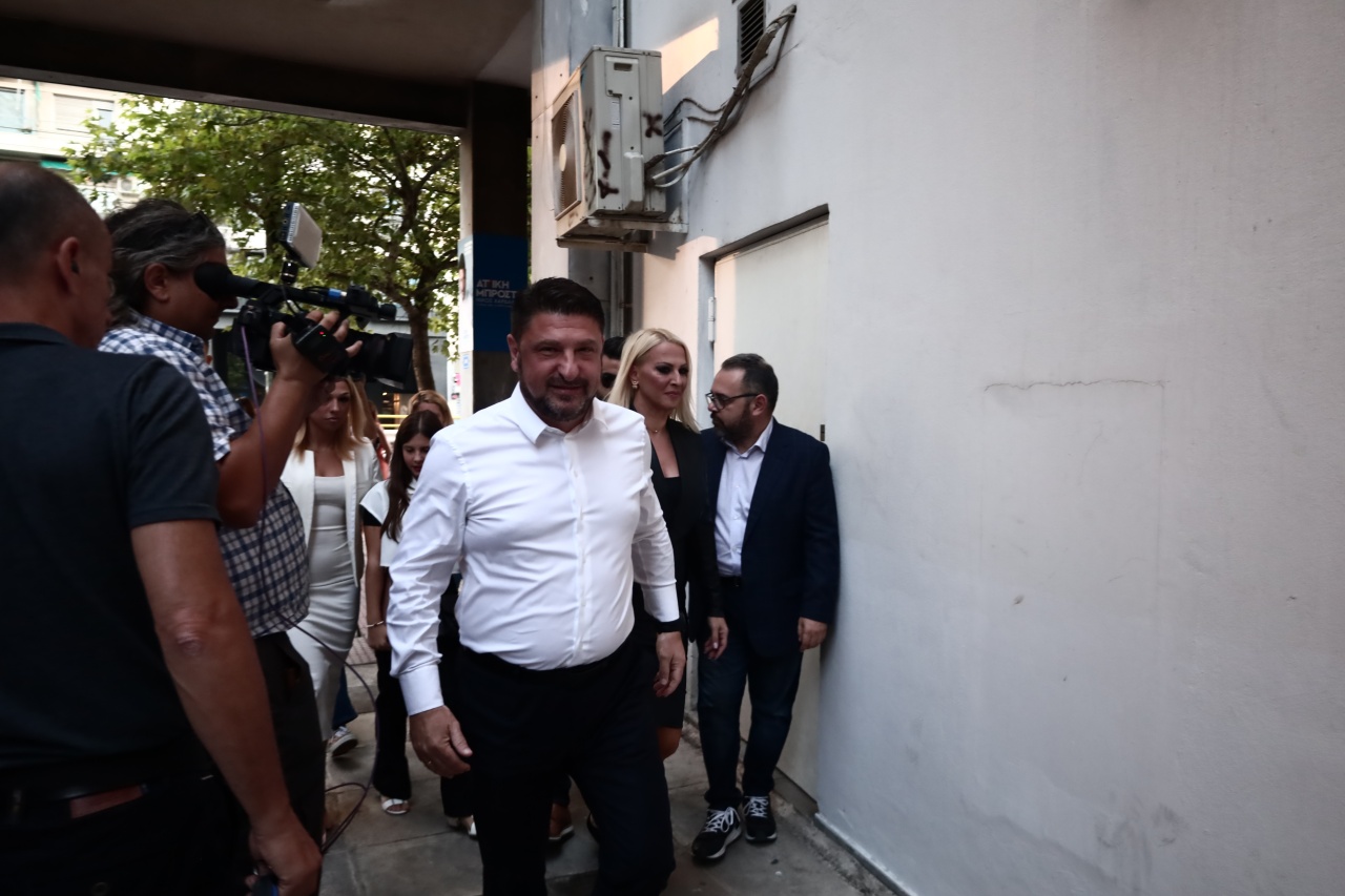 Περιφέρεια Αττικής: Νίκη από την πρώτη Κυριακή για τον Νίκο Χαρδαλιά