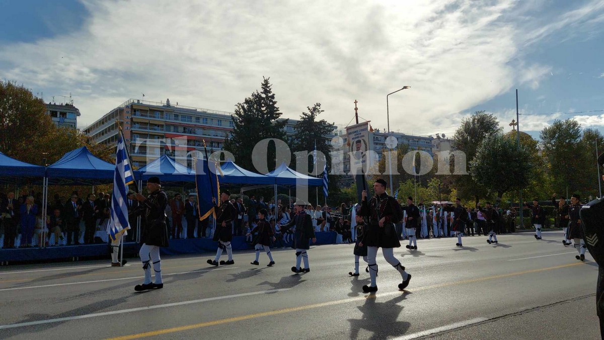 Θεσσαλονίκη: Με λαμπρότητα η παρέλαση της 28ης Οκτωβρίου στη Θεσσαλονίκη (ΦΩΤΟ+VIDEO)