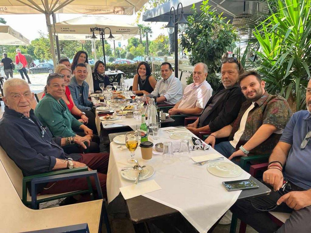 Το προεκλογικό τραπέζι Πέγκα