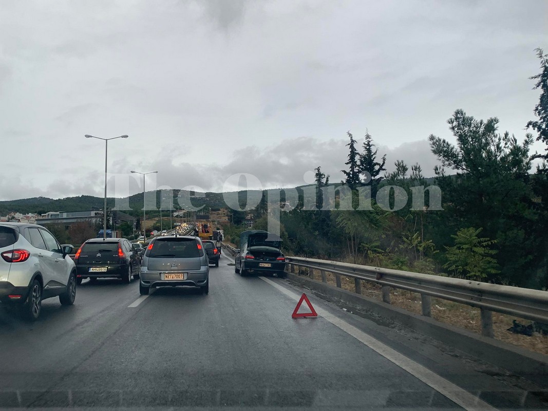 Flyover: Της υπομονής ένα ακόμα μεσημέρι η κυκλοφορία στον Περιφερειακό