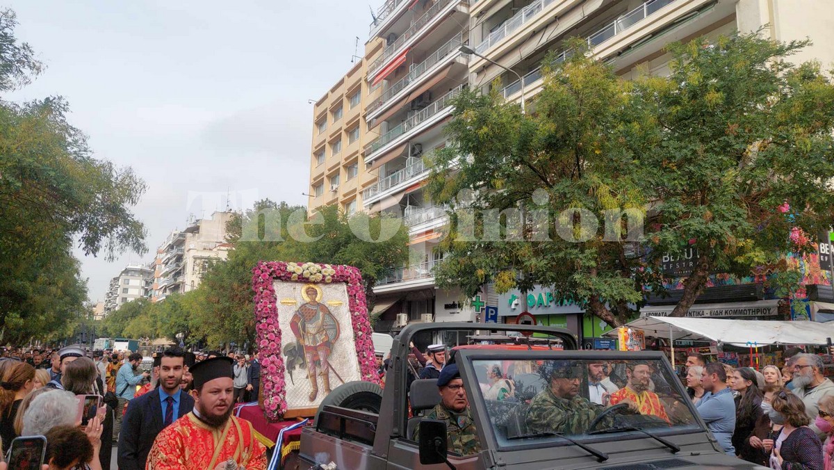 Θεσσαλονίκη: Με λαμπρότητα η λιτάνευση των εικόνων Αγίου Δημητρίου και Παναγίας Κορωνιωτίσσης (ΦΩΤΟ+VIDEO)