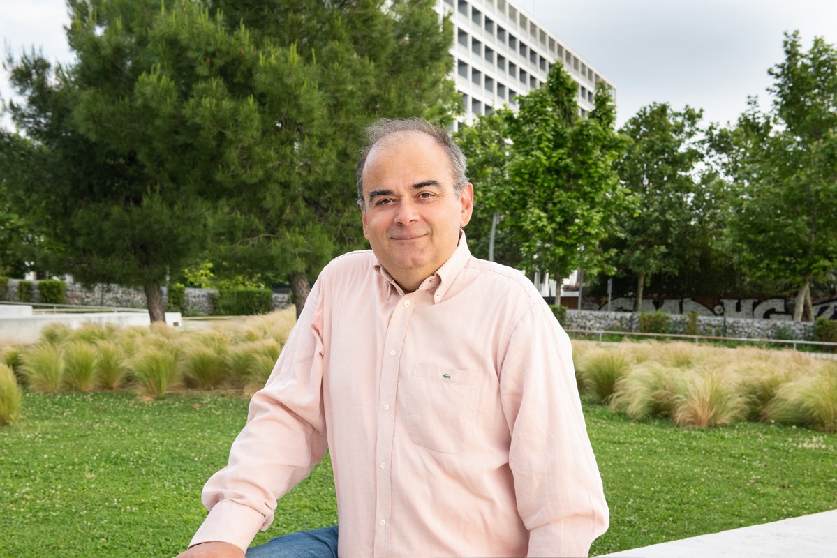 Ο Αρναούτογλου φεύγει, ο Τσούλιας έρχεται