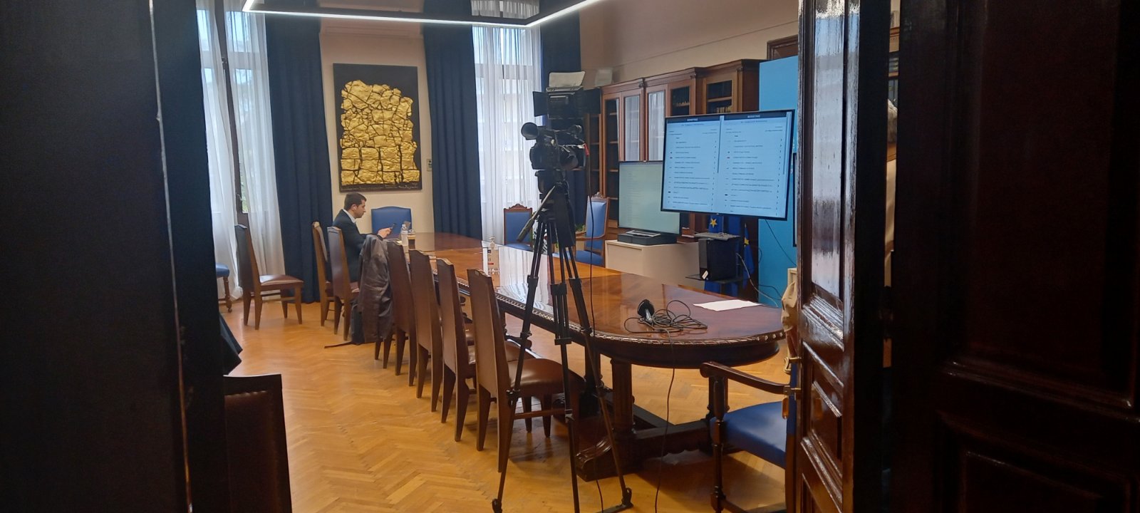 Το Κέντρο Τύπου του ΥΜΑΘ άνοιξε και πάλι τις πύλες του για τα αποτελέσματα των εκλογών