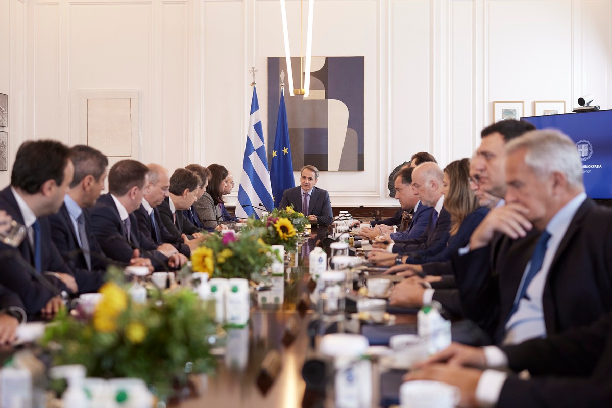 Πως σχολίασε το X τις αλλαγές στο κυβερνητικό σχήμα