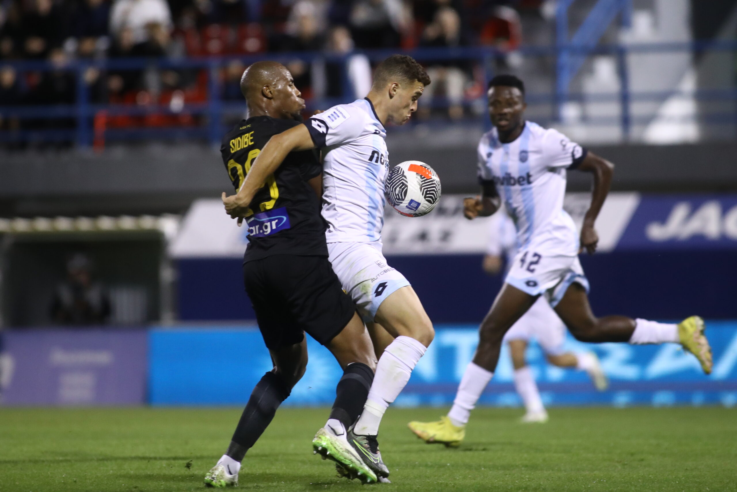 Κηφισιά-ΑΕΚ 1-1: Δεν κατάφερε να το «τελειώσει» και τιμωρήθηκε (vid)