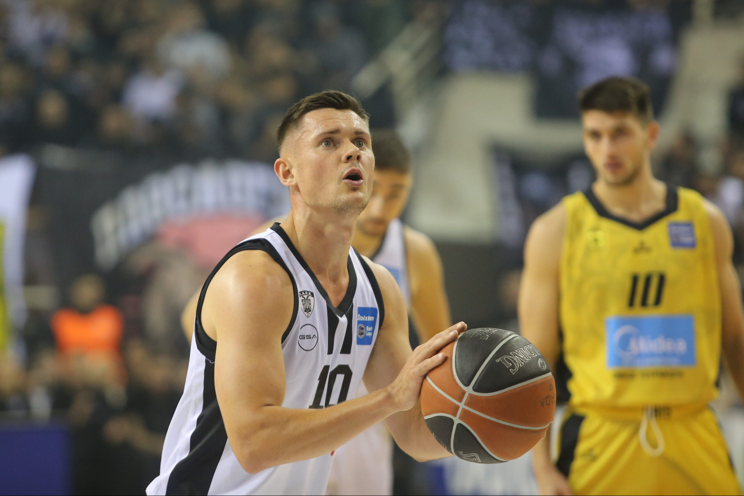 Ο «ζεστός» Φρίντρικσον καταθέτει τα διαπιστευτήρια του σε εκτέλεση και δημιουργία! (vid)