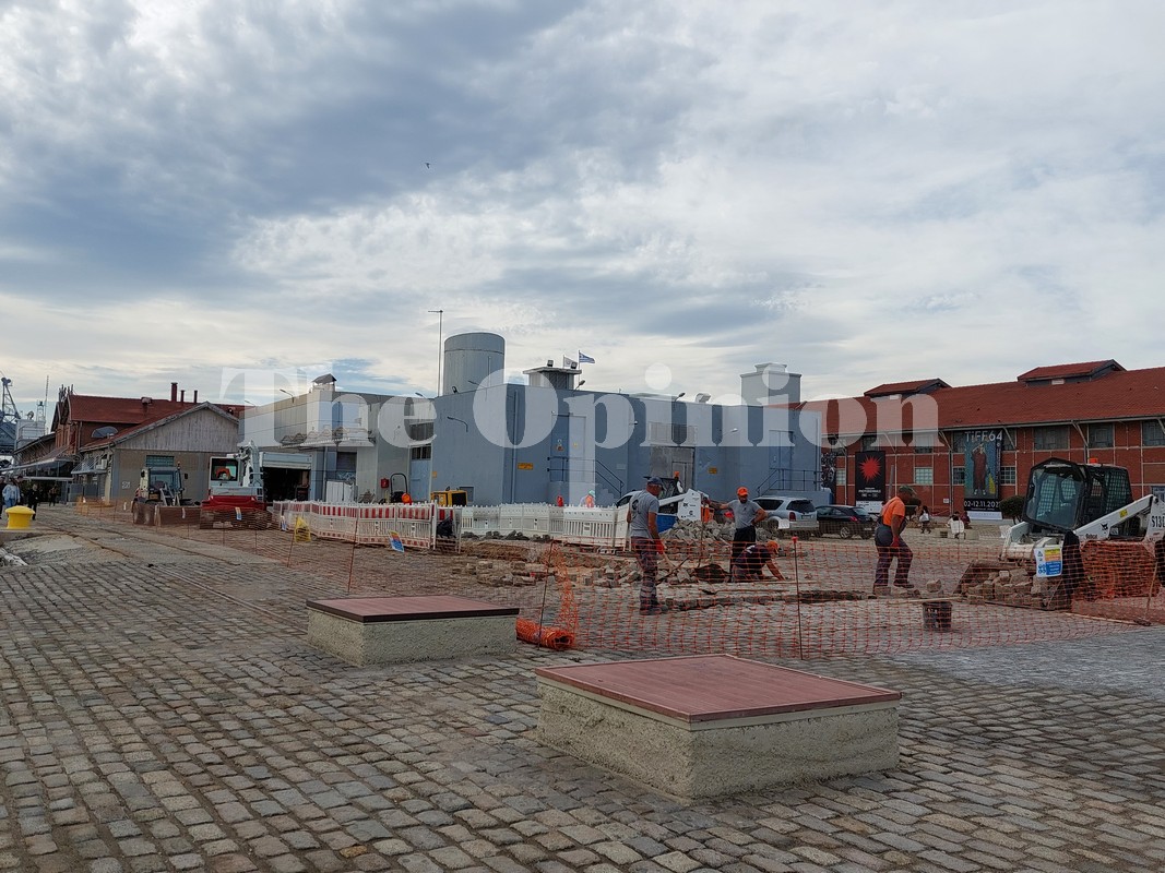 Φορά ή όχι η Θεσσαλονίκη τα καλά της; Στημένο εργοτάξιο εν μέσω ΦΚΘ στο Λιμάνι (ΦΩΤΟ)