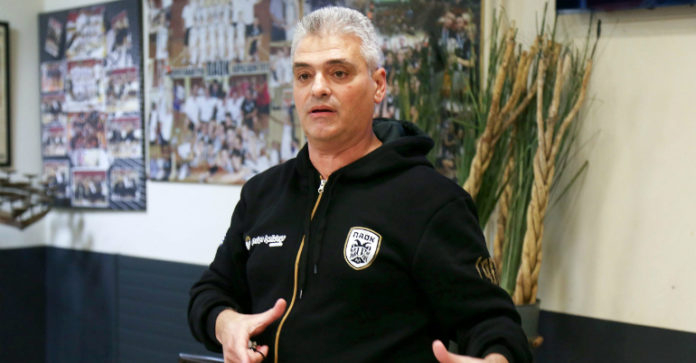 Καταγγελία για φραστική επίθεση σε 17χρονο αθλητή του ΠΑΟΚ: «Νεαρός αθλητής μας δέχτηκε φραστική επίθεση έξω από το Χαριλάου»