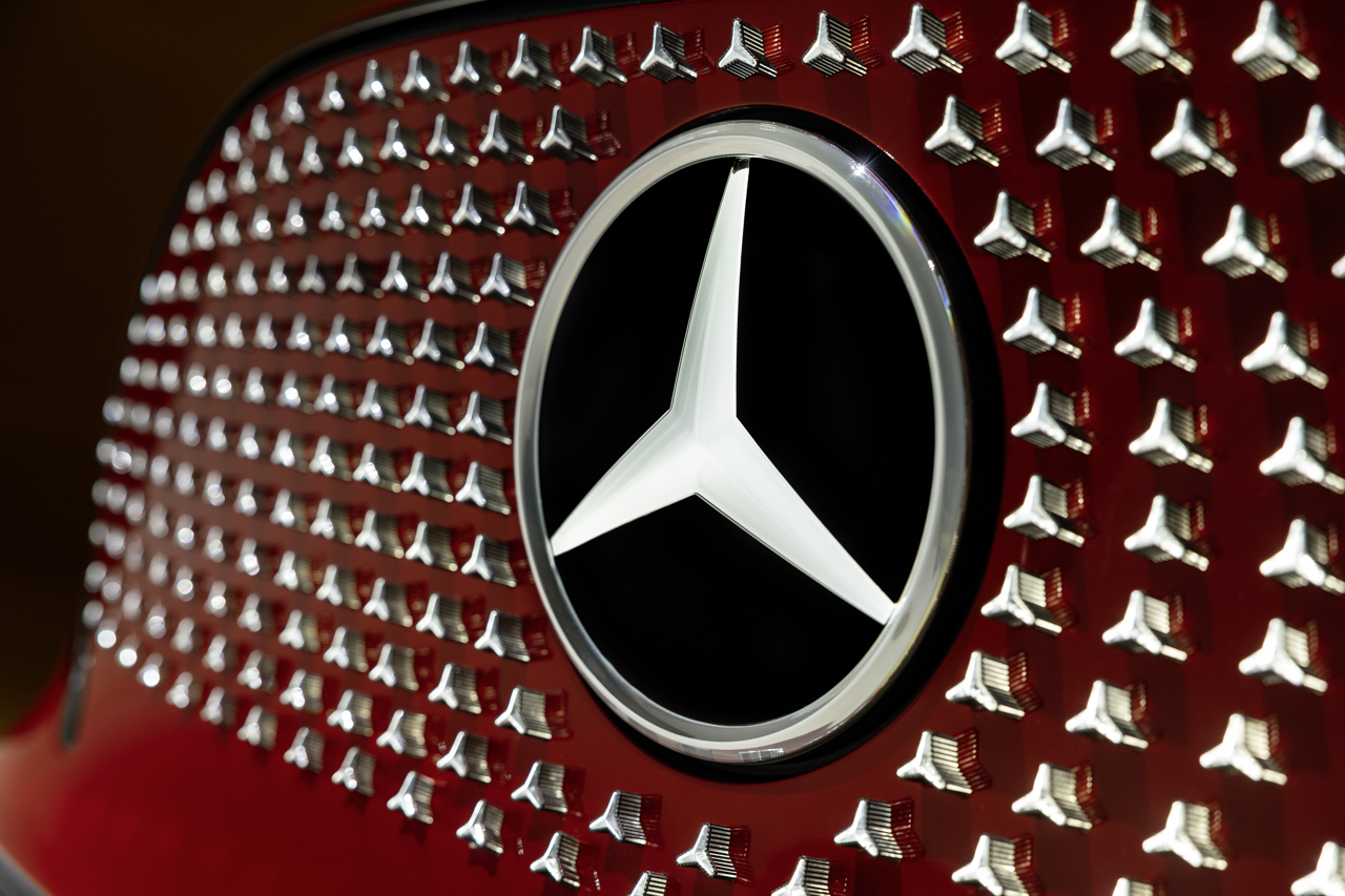 «Best Global Brands 2023»: Η Mercedes-Benz ανεβαίνει στην έβδομη θέση και παραμένει η πιο πολύτιμη μάρκα πολυτελών αυτοκινήτων στον κόσμο