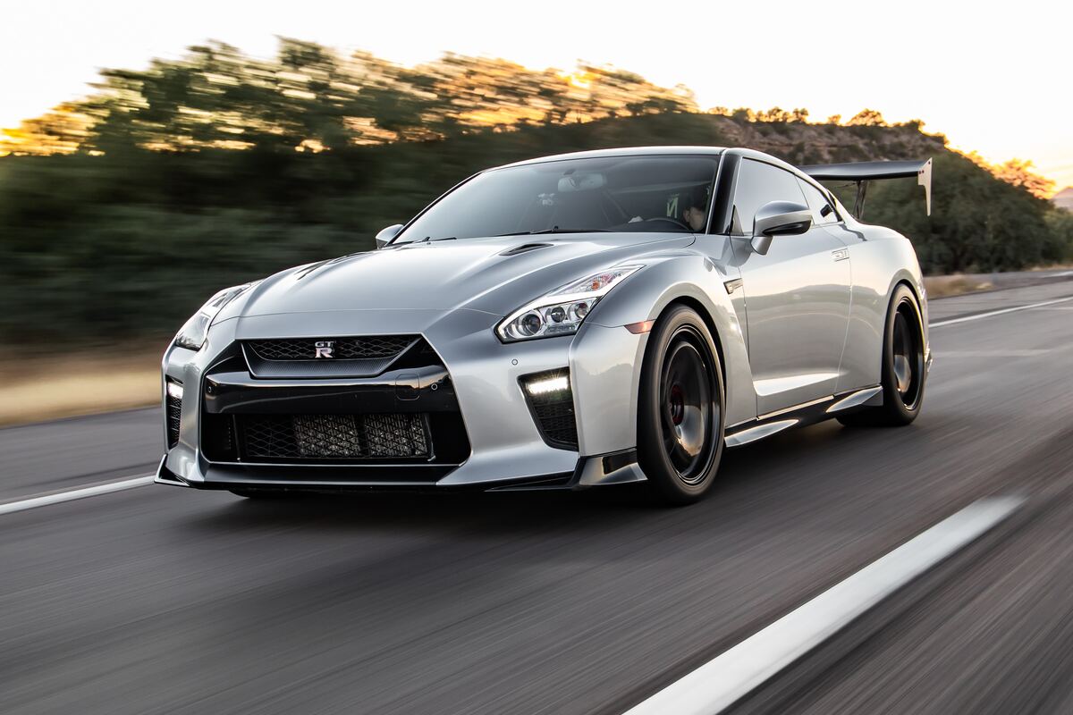 Πώς κατασκευάζεται το Nissan GT-R (VIDEO)