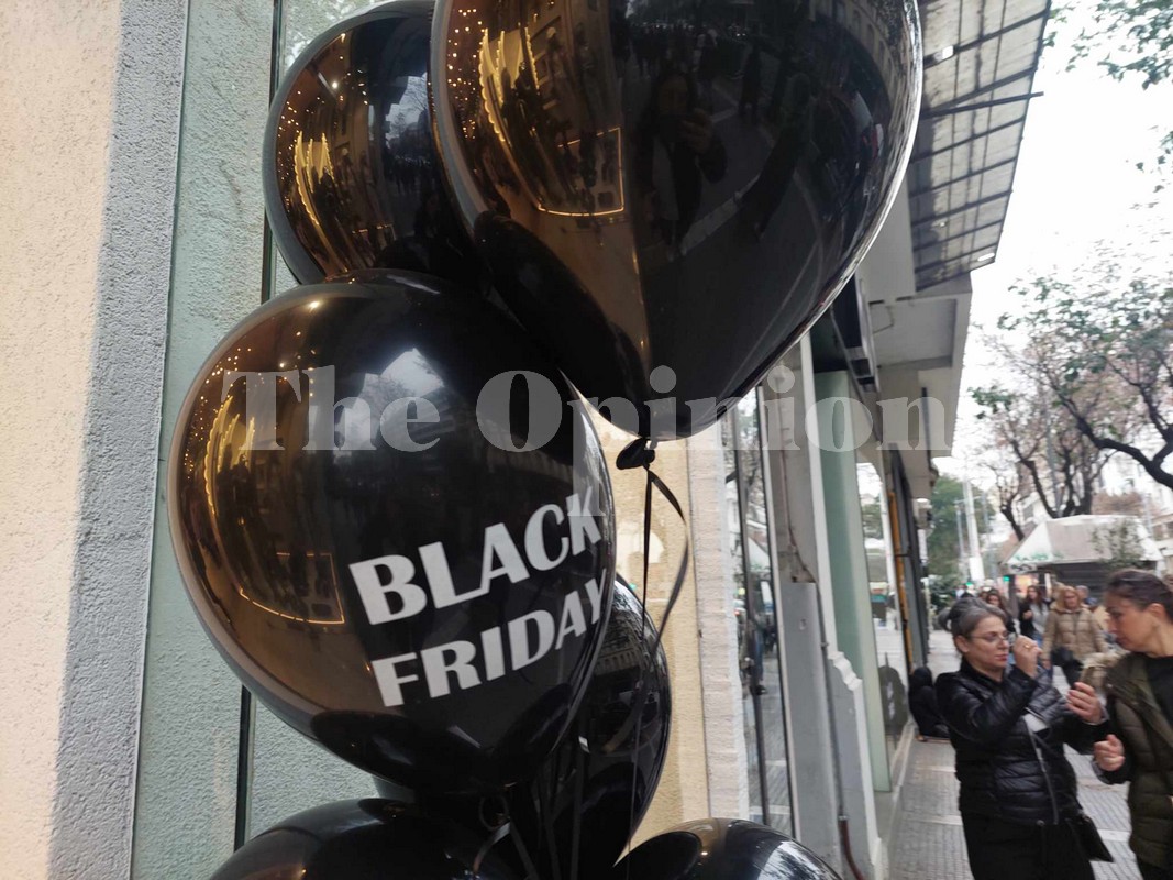 Black Friday 2024: Πότε πέφτει φέτος η ημερομηνία με τις μεγάλες προσφορές