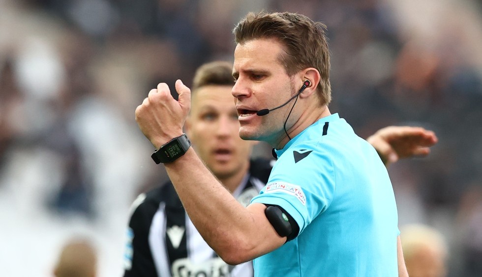 Ρήξη χιαστών ο Φέλιξ Μπριχ