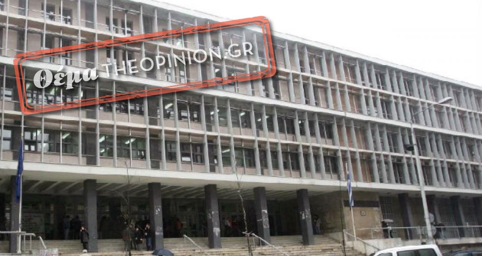 Ελεύθερος υπό περιορισμό ο φερόμενος ως συνεργός στη διάρρηξη στην οικία επίτιμου προξένου