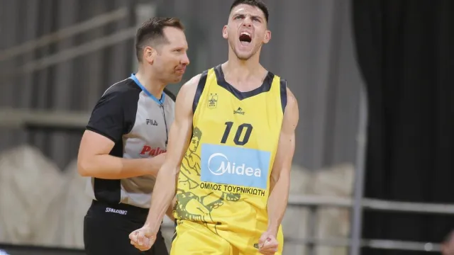 Φίλλιος: «Κάθε Τετάρτη στο Παλέ είναι γιορτή, η αγάπη και η στήριξη είναι απίστευτη»