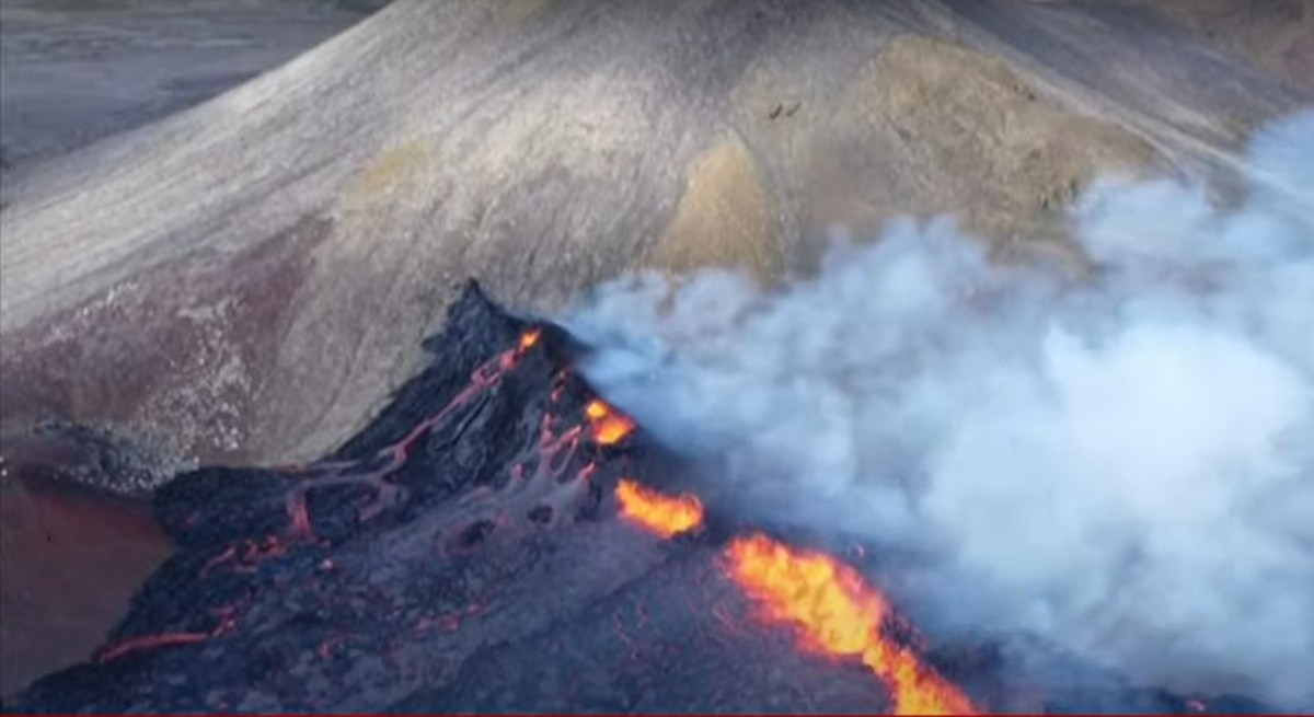 Ισλανδία: Εκκενώθηκε προληπτικά πόλη υπό τον φόβο έκρηξης ηφαιστείου (VIDEO)