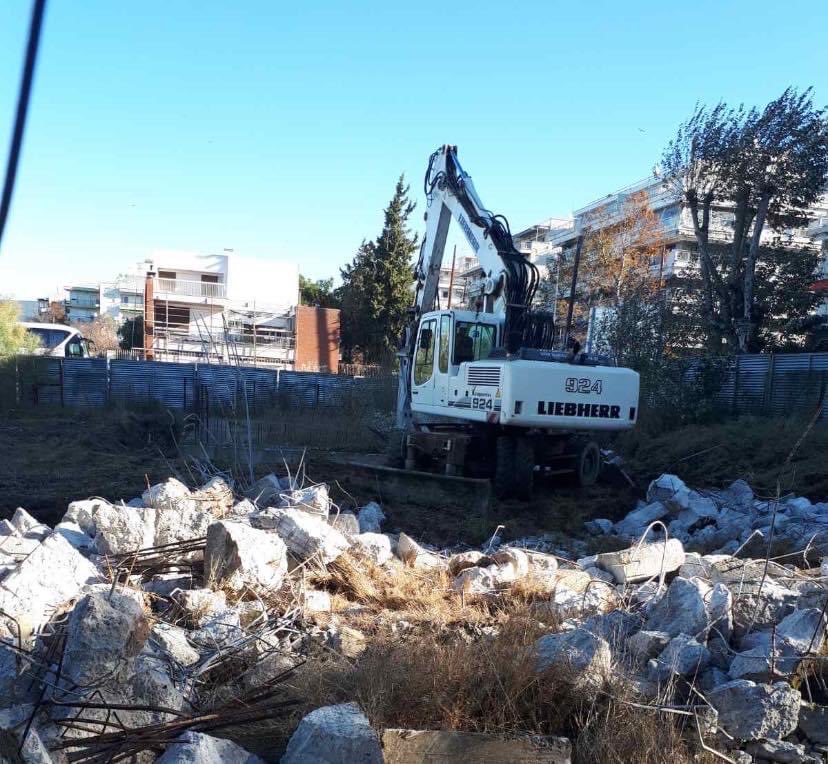 Μπουλντόζες στο Καραμπουρνάκι – Άμεσος ο κίνδυνος οικοδόμησης σε παραλιακό οικόπεδο (ΦΩΤΟ)