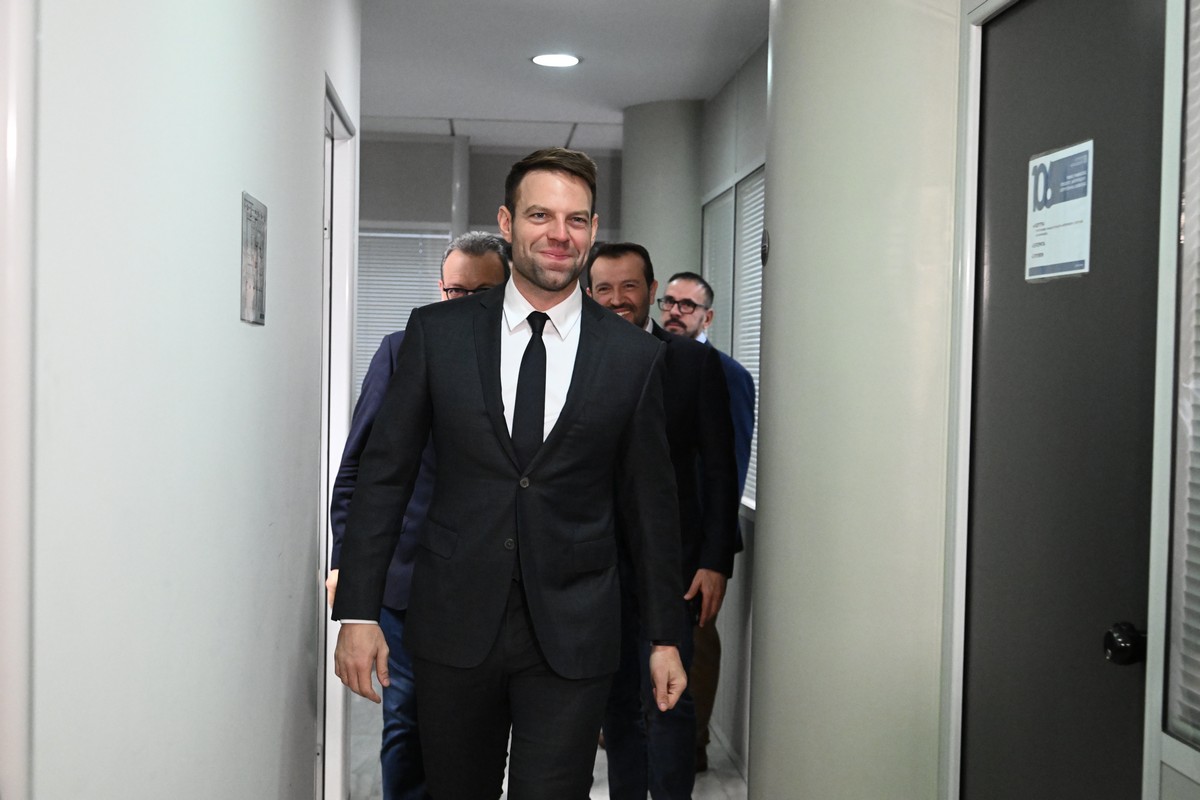 ΣΥΡΙΖΑ: Προχωράμε μπροστά…