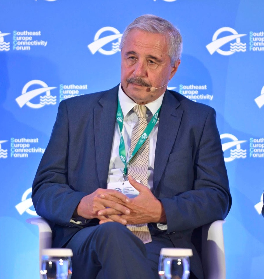 ΠΑΣΟΚ: Ποιοι προηγούνται σε σταυρούς για την Ευρωβουλή