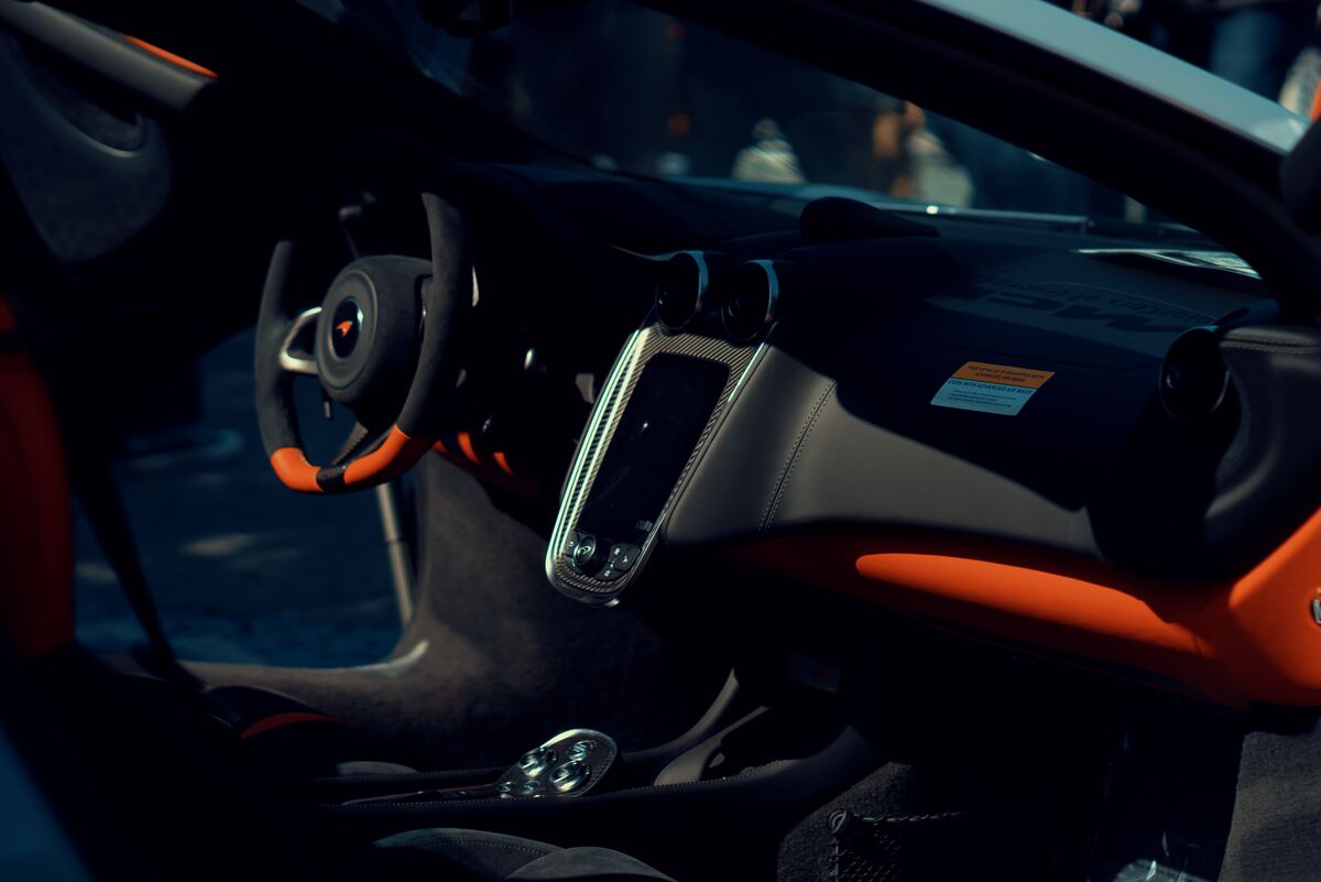 Ιδιαίτερος χρωματισμός για την McLaren 750S