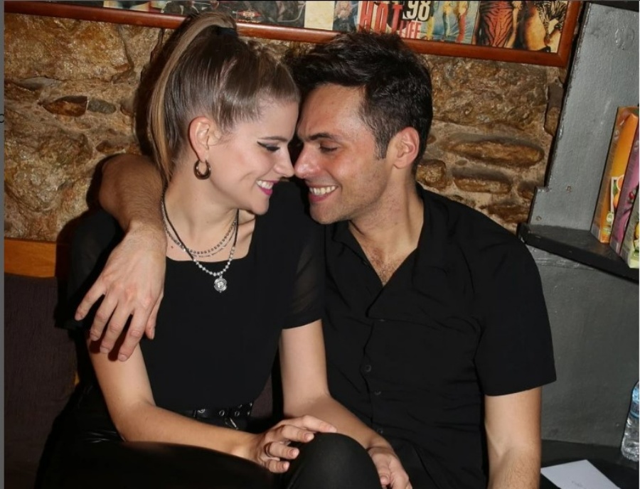 Γονείς για πρώτη φορά Δανάη Μιχαλάκη και Γιώργος Παπαγεωργίου