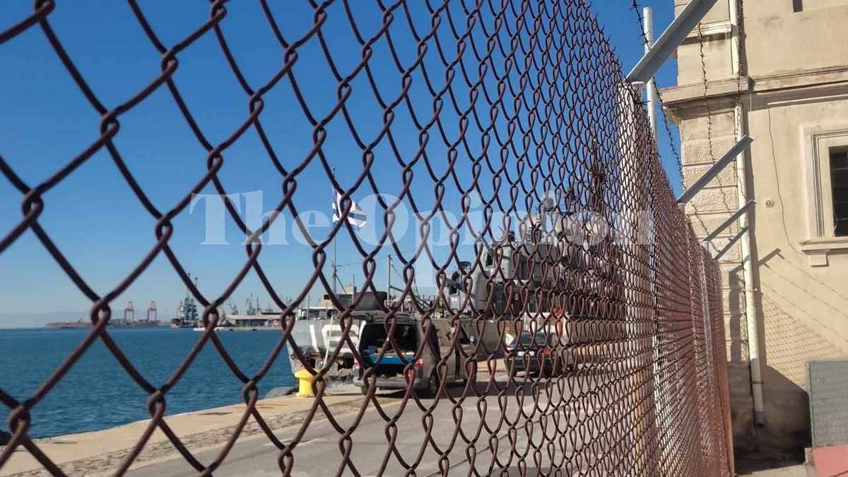 Σιμόπουλος σε Δένδια: Ιδιώτες επιθυμούν τη χρηματοδότηση κατασκευής «λιμενοβραχίονα» για να μείνει το «Βέλος»