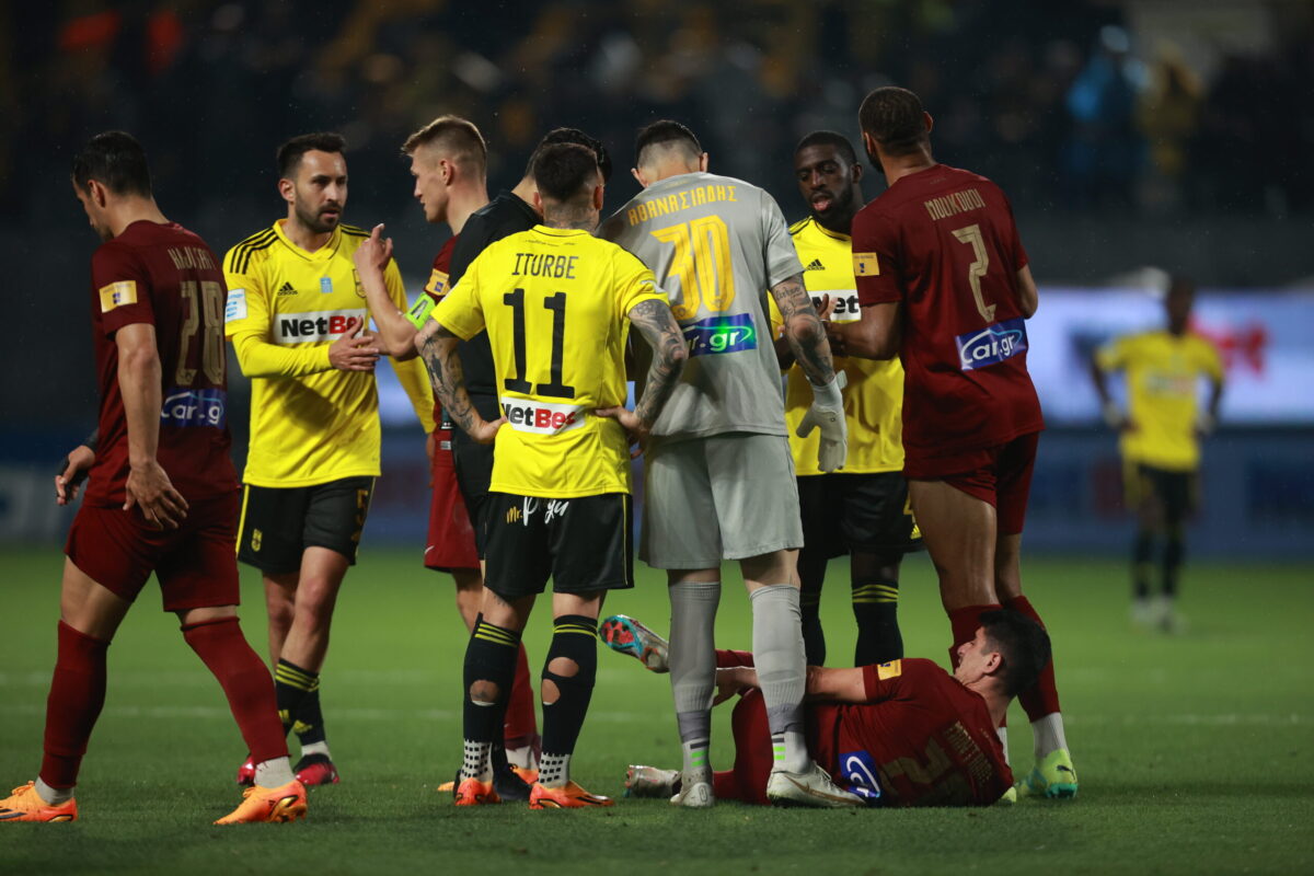 Άρης: Η αποστολή για ΑΕΚ χωρίς Μανού, Βερστράτε για το Κύπελλο