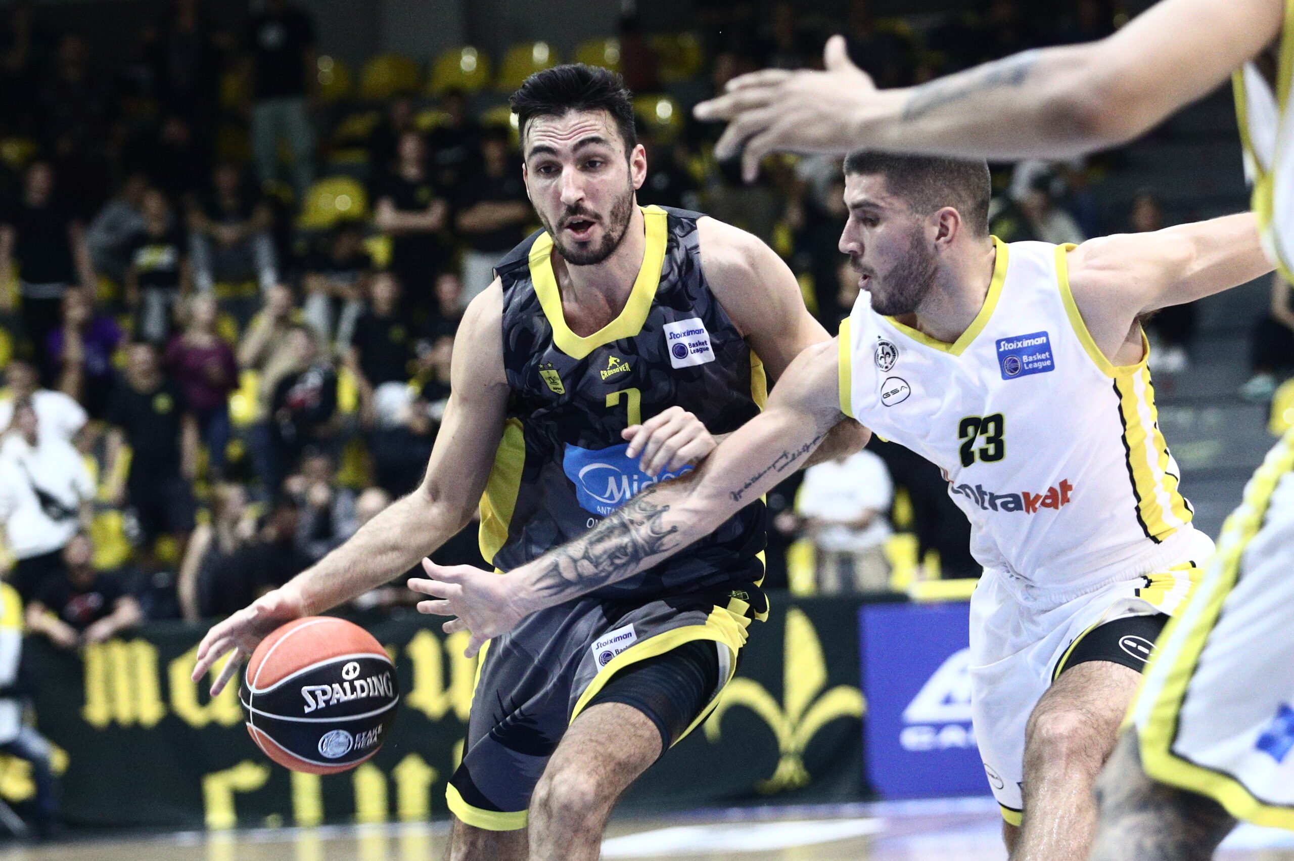 Άρης: Στα «πιτς» ενόψει Λαυρίου Σανόγκο και Κατσίβελης