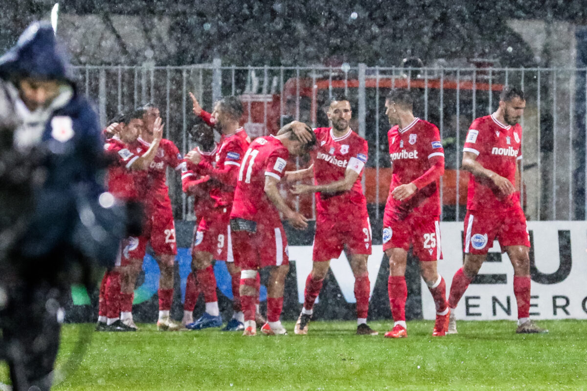 Αστέρας Τρίπολης – Πανσερραϊκός 0-2: Νίκη μισή-πρόκριση για τα «Λιοντάρια» στο κύπελλο (video)