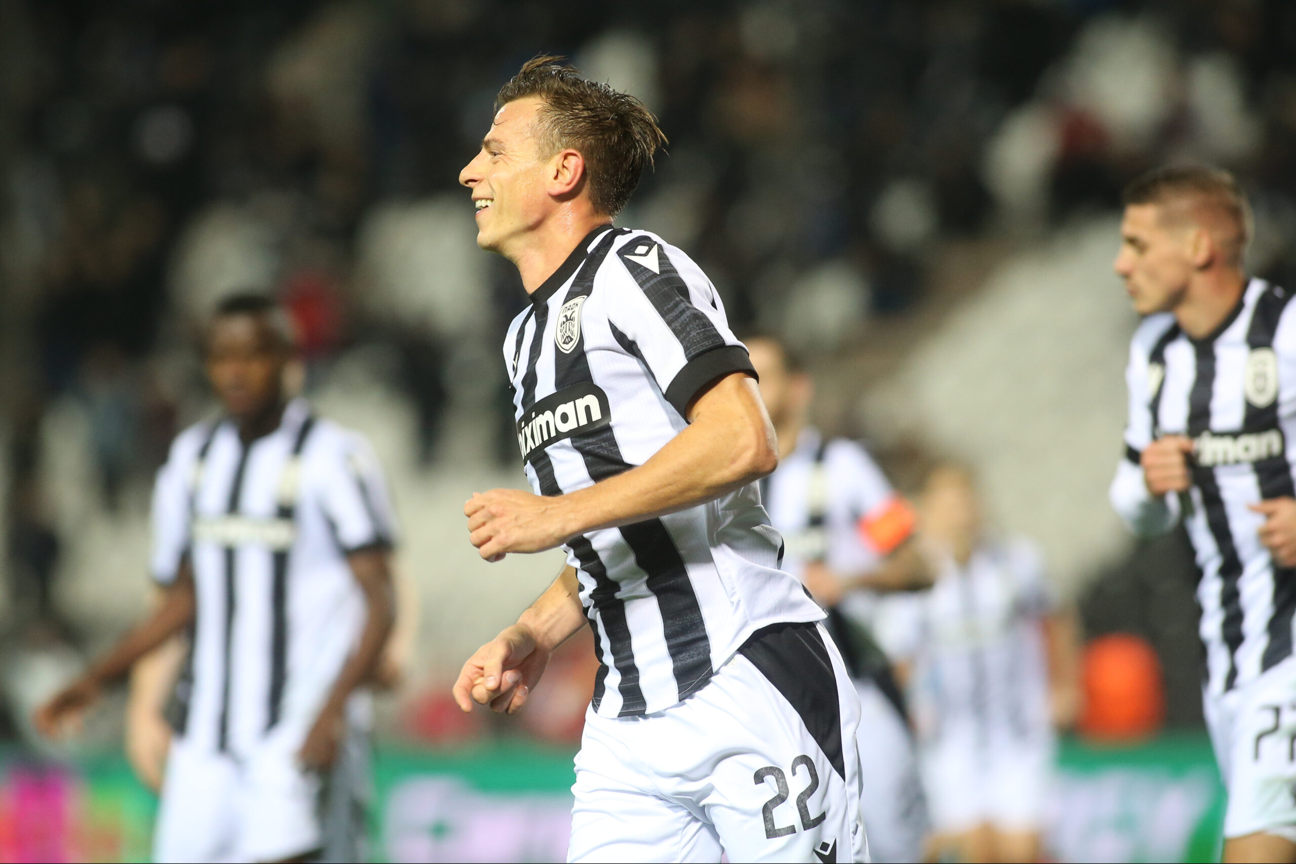 Ο Σβαμπ βάζει σε θέση οδηγού τον ΠΑΟΚ κόντρα στον Βόλο (vid)