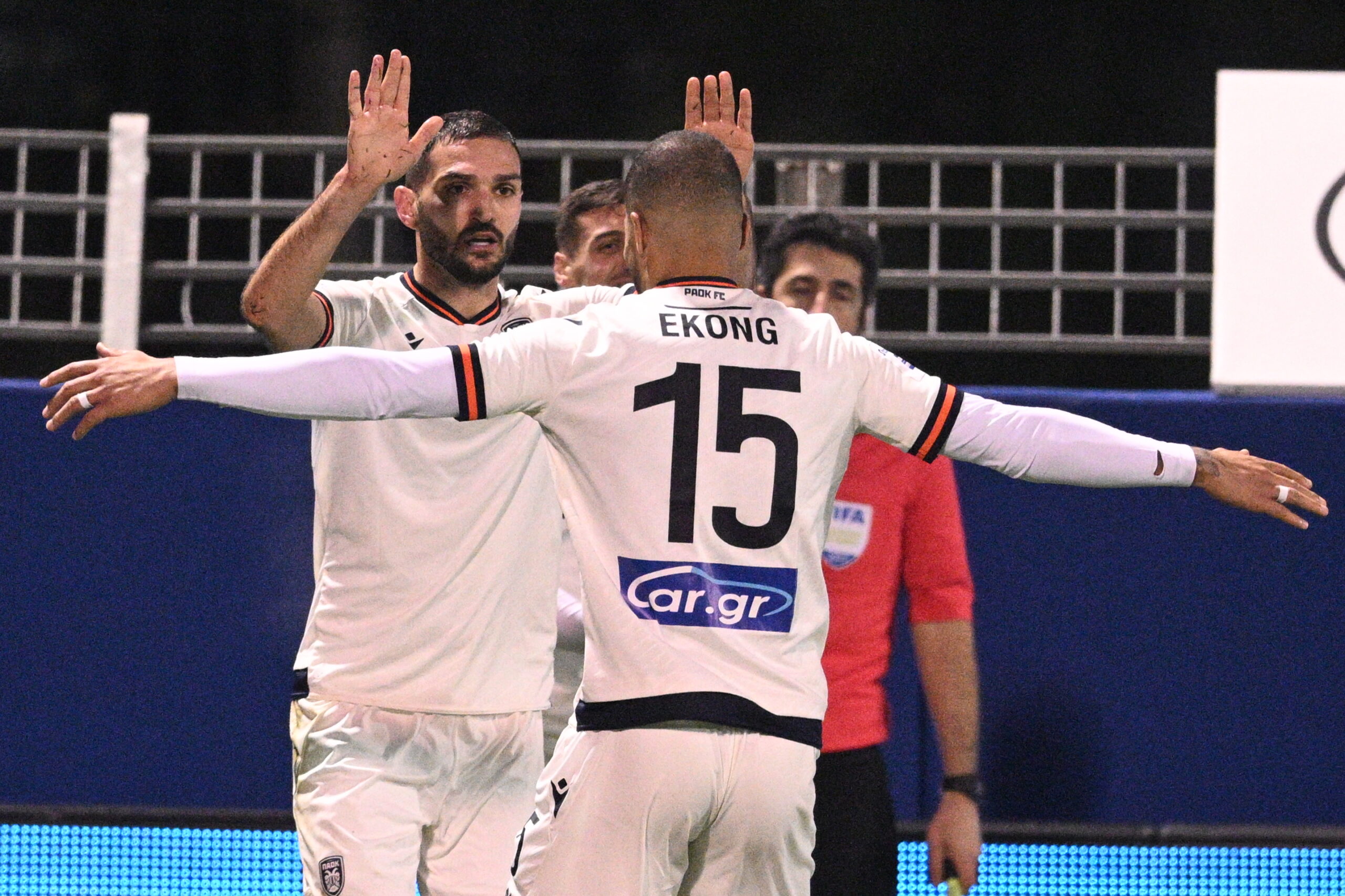 Και πέμπτο γκολ ο ΠΑΟΚ με κεφαλιά ψαράκι του Οζντόεφ (video)