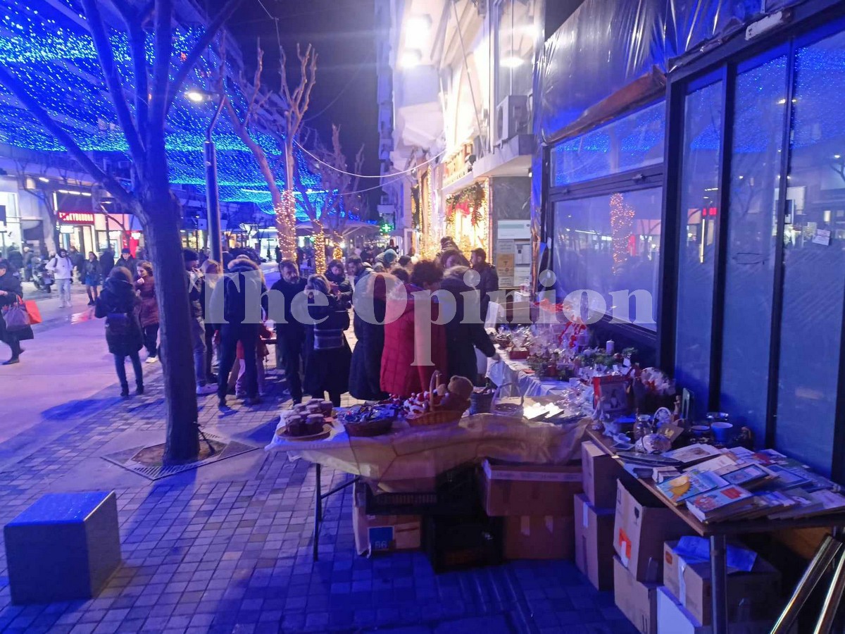 Με χαμόγελα και αλληλεγγύη γέμισε ο πεζόδρομος της Αγίας Σοφίας! (ΦΩΤΟ – VIDEO)