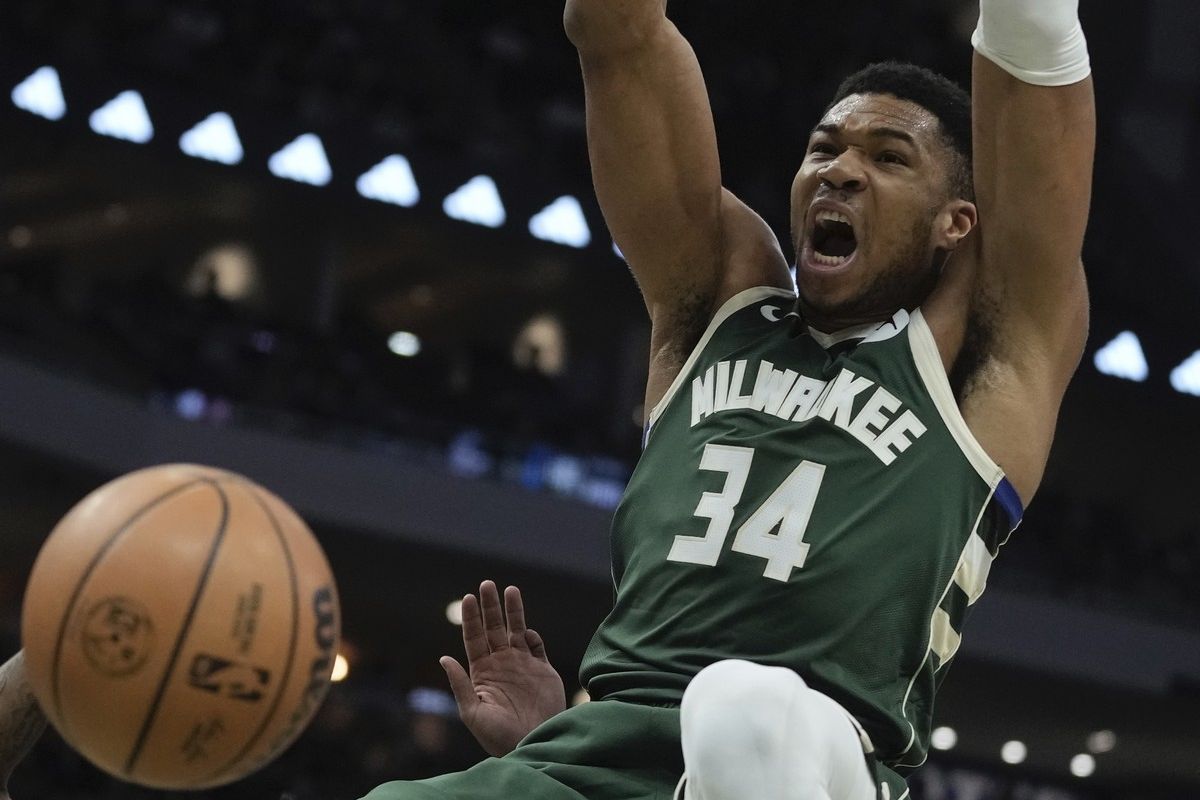 Το NBA δημοσίευσε τα 100 κορυφαία καρφώματα του 2023 με πολύ Γιάννη Αντετοκούνμπο