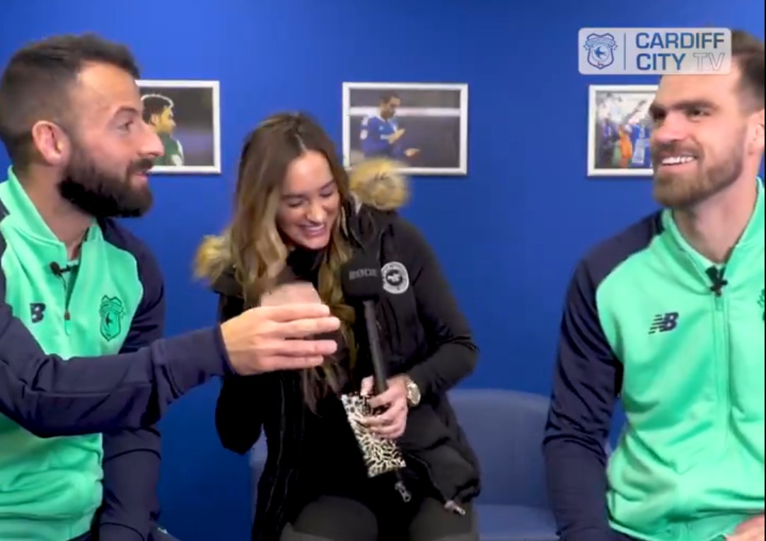 Απολαυστική «μάχη» Σιώπη και Γούτα στα ουαλικά! (vid)