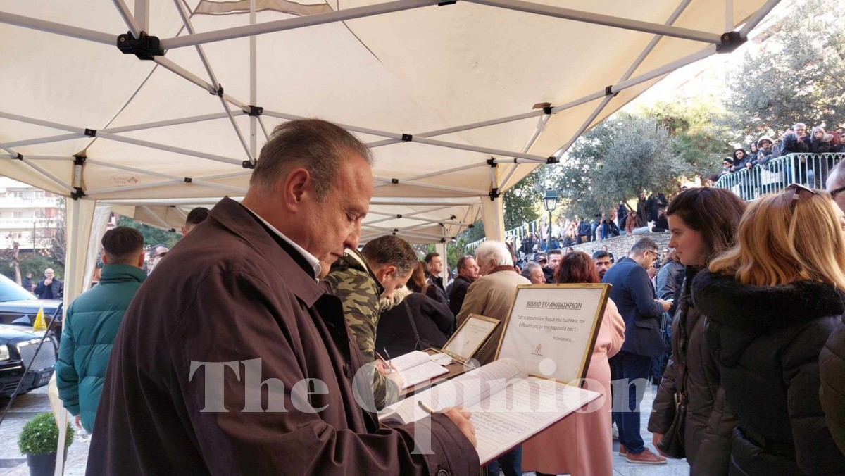 Στέλιος Αγγελούδης για Βασίλη Καρρά: «Του οφείλουμε αγάπη και σεβασμό» (VIDEO)