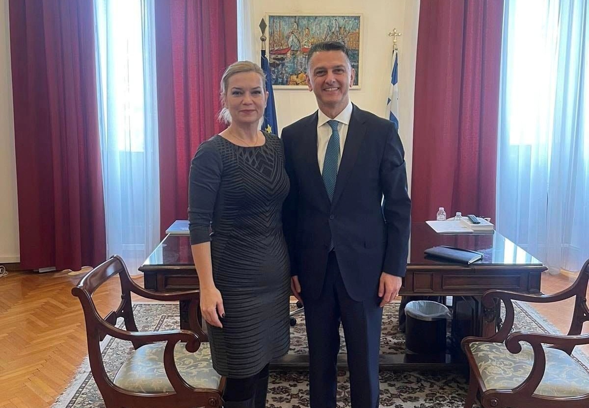 «Σήκωσε μανίκια» η Ανδρεάδου – Τι συζήτησε με τον επικεφαλής του πρωθυπουργικού γραφείου στη Θεσσαλονίκη