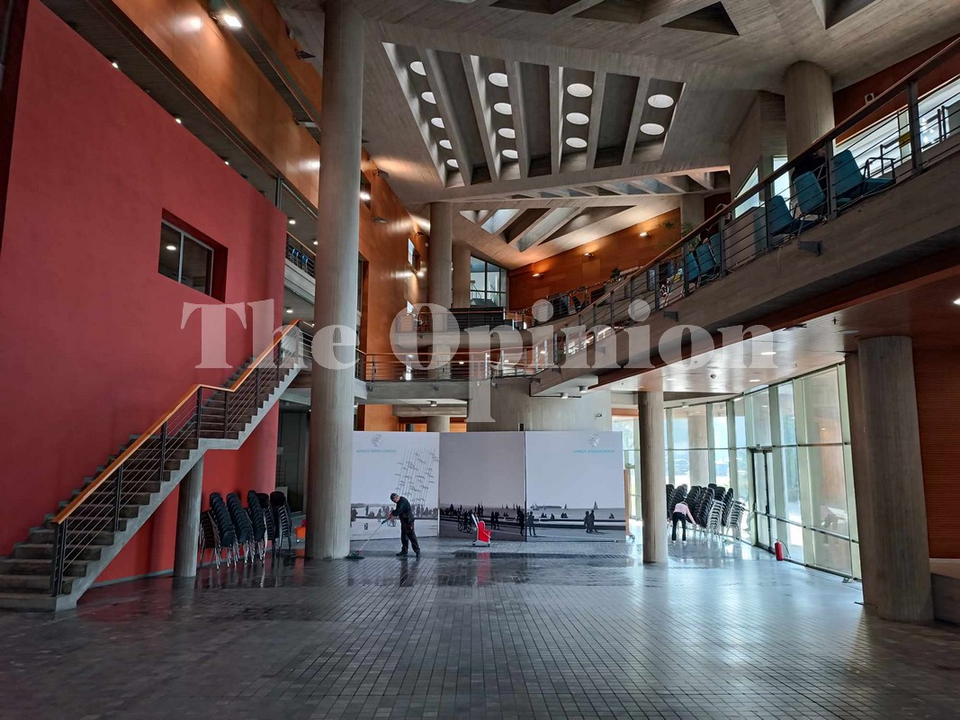 Ο Δ. Θεσσαλονίκης διανέμει τρόφιμα και «γεύματα αγάπης» σε όσους το χρειάζονται εν όψει Πάσχα