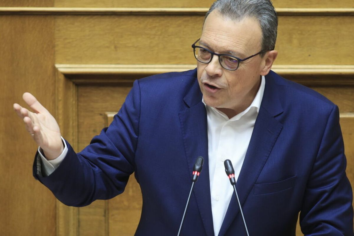 Φάμελλος: Προϋπολογισμός που διευρύνει και υποθηκεύει το μέλλον της χώρας