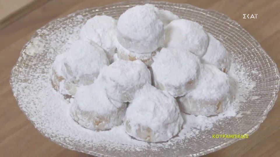 Κουραμπιές και μπακλαβάς γίνονται ένα – Ένα λαχταριστό χριστουγεννιάτικο έθιμο