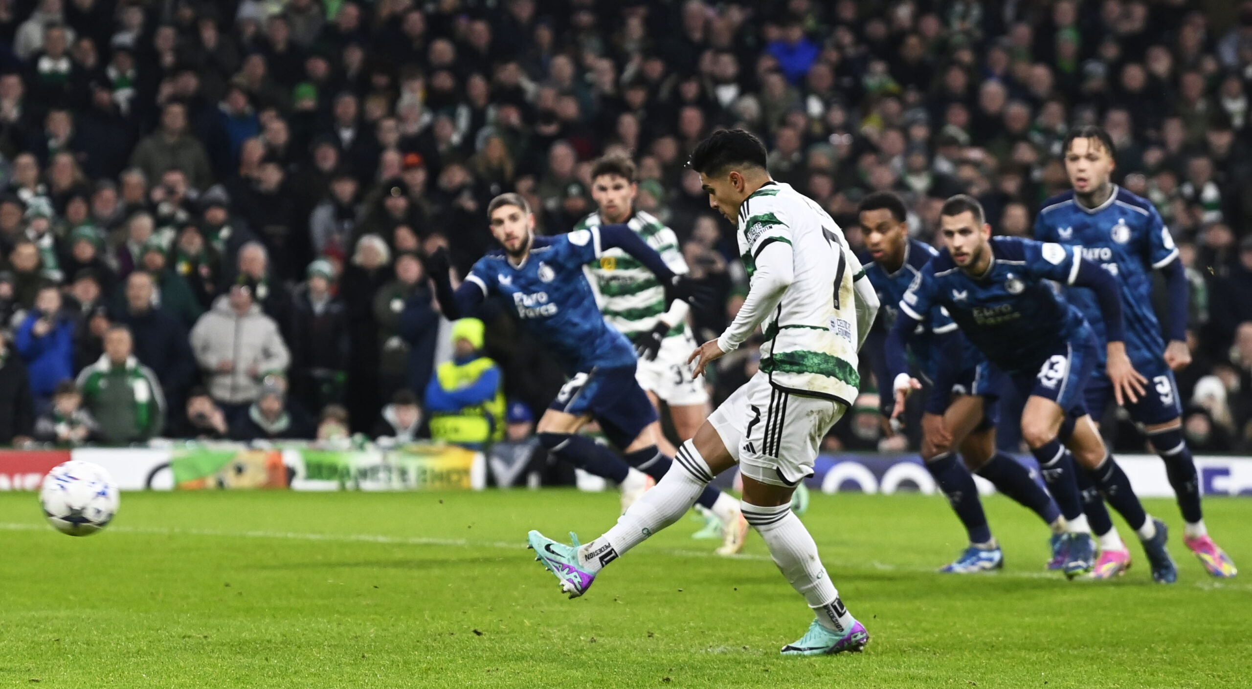 Ασταμάτητος ο Πάλμα: Σκόραρε ξανά στο Champions League από την «άσπρη βούλα» (video)