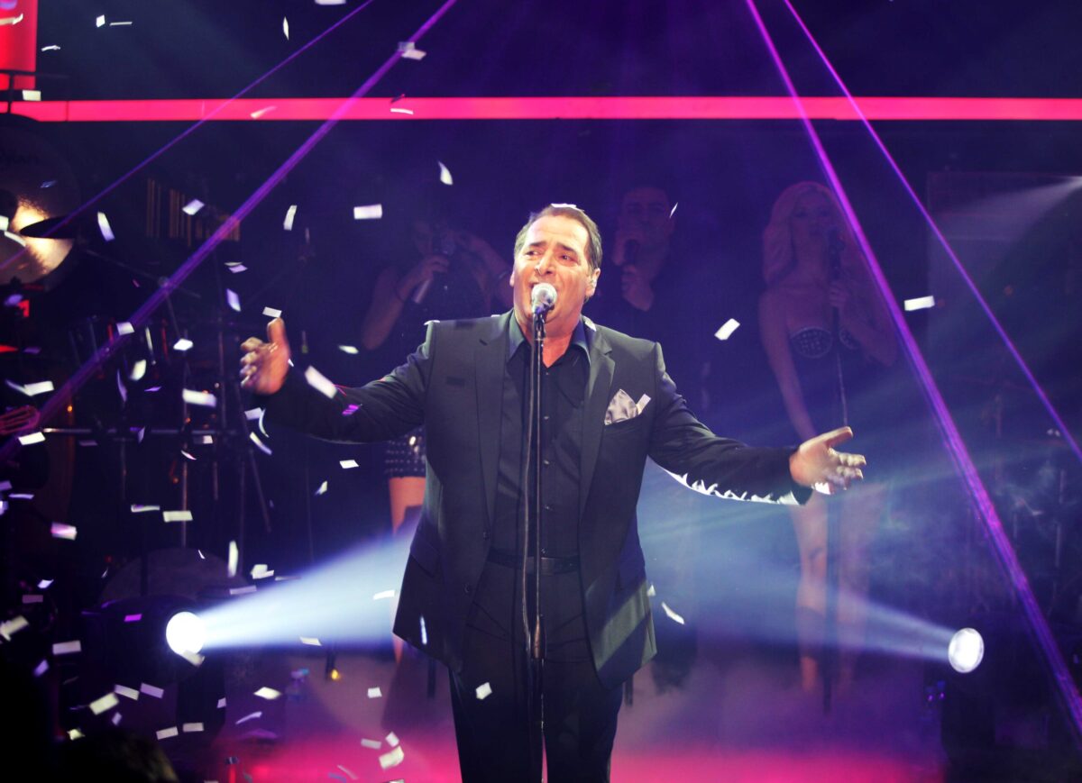 Σε λαϊκό προσκύνημα την Τρίτη στη Θεσσαλονίκη η σορός του Βασίλη Καρρά